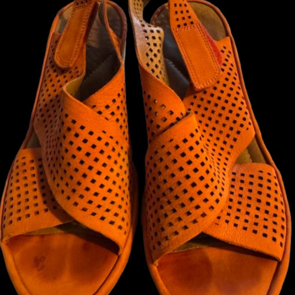 Clarks Size 7 Sandals